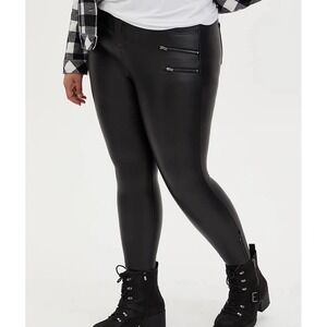 NWOT Torrid Women's‎ Plus Sz 24 Black Coated Ponte Multi Zip Ankle Moto Pants
